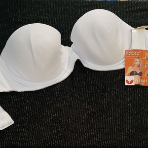 White strap less bra